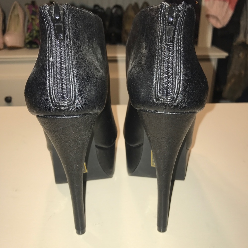 Heel Booties😍 - Picture 4 of 7